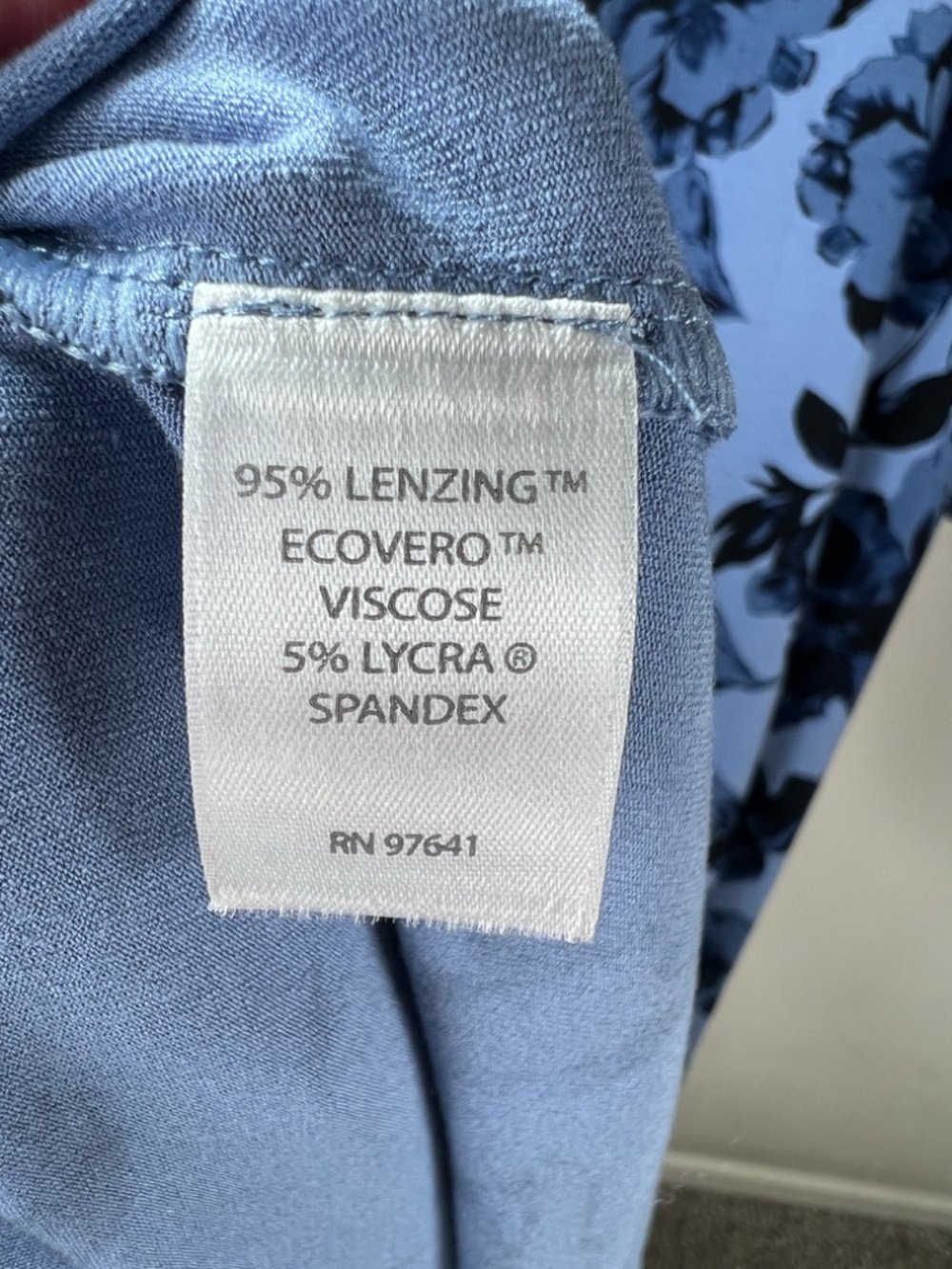 J. Jill Wearever Floral Shift Dress Blue Pockets Jersey Knit Cottagecore Medium - Picture 16 of 16